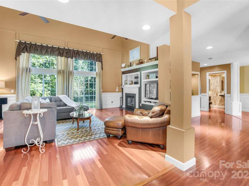 141 Red Brook Lane, Mooresville, NC 28117.  MLS# CAR4189393, YatesRealty ID 12098. 