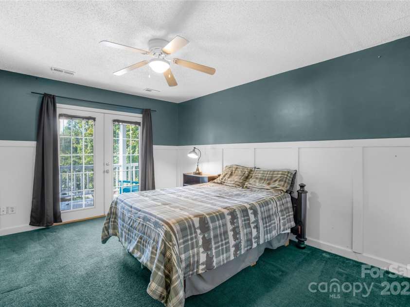 141 Red Brook Lane, Mooresville, NC 28117.  MLS# CAR4189393, YatesRealty ID 12098. 