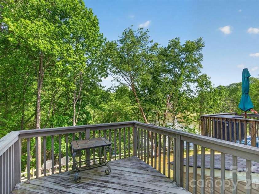 17035 Turning Stick Court, Charlotte, NC 28213.  MLS# CAR4370469, YatesRealty ID 12098. 