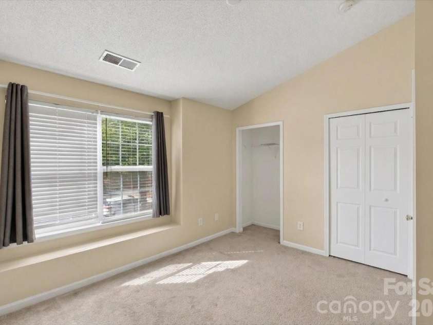 17035 Turning Stick Court, Charlotte, NC 28213.  MLS# CAR4370469, YatesRealty ID 12098. 
