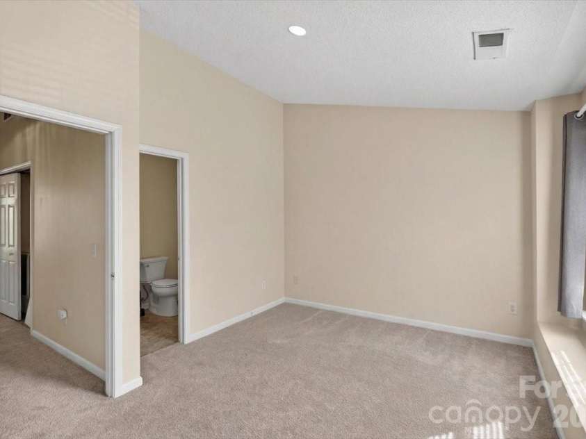 17035 Turning Stick Court, Charlotte, NC 28213.  MLS# CAR4370469, YatesRealty ID 12098. 