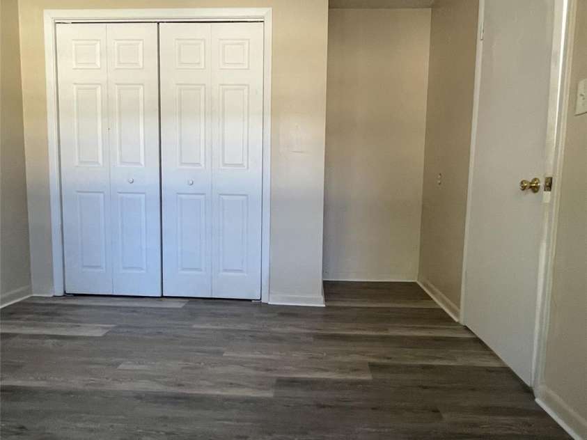 621 A,B,C & 623 Price Road, Hendersonville, NC 28739.  MLS# CAR4246708, YatesRealty ID 1210. 