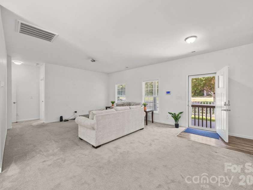 14532 Rocky River Road, Davidson, NC 28036.  MLS# CAR4370083, YatesRealty ID 12100. 