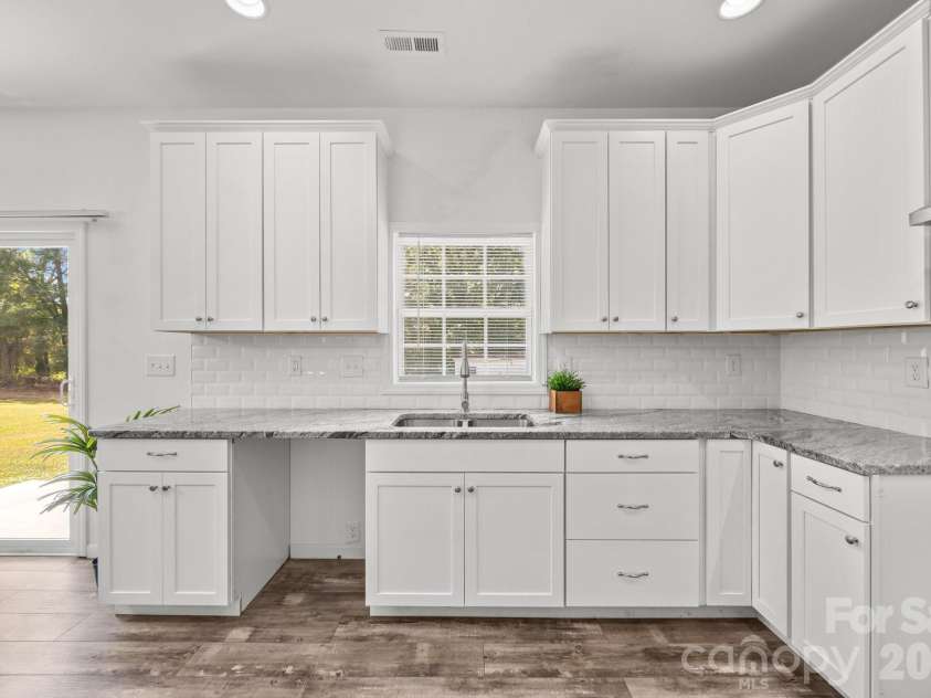 14532 Rocky River Road, Davidson, NC 28036.  MLS# CAR4370083, YatesRealty ID 12100. 