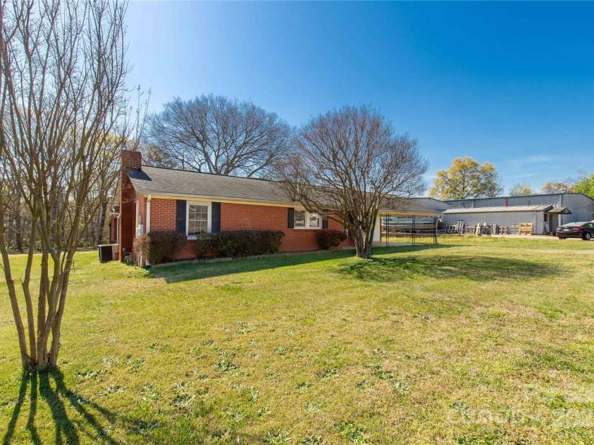 260 Trexler Lane, Rock Hill, SC 29732.  MLS# CAR4240955, YatesRealty ID 12100. 