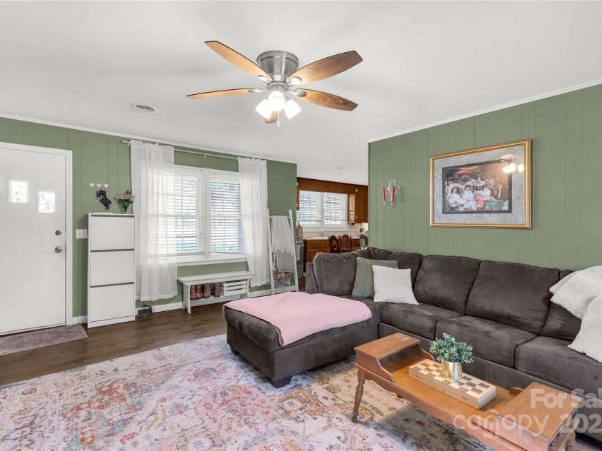 260 Trexler Lane, Rock Hill, SC 29732.  MLS# CAR4240955, YatesRealty ID 12100. Living room