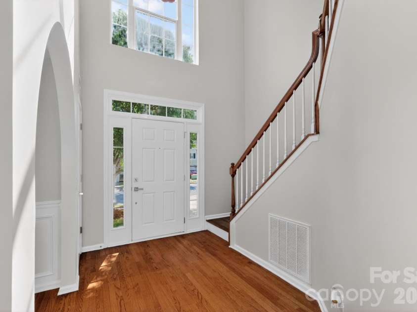 5107 Bentgrass Run Drive, Charlotte, NC 28269.  MLS# CAR4369528, YatesRealty ID 12101. 