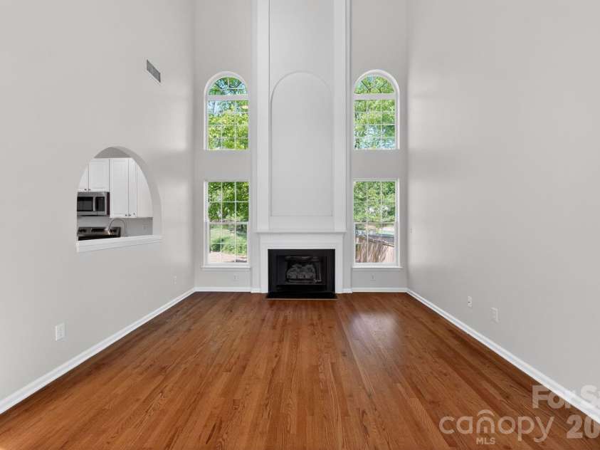 5107 Bentgrass Run Drive, Charlotte, NC 28269.  MLS# CAR4369528, YatesRealty ID 12101. 