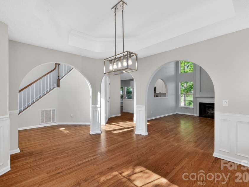 5107 Bentgrass Run Drive, Charlotte, NC 28269.  MLS# CAR4369528, YatesRealty ID 12101. 