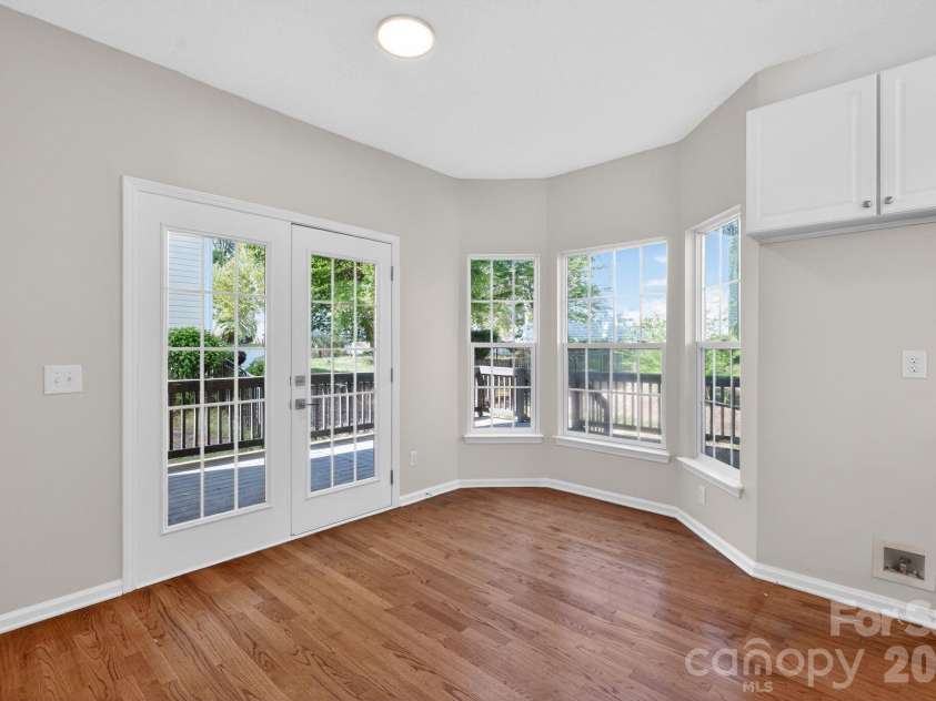 5107 Bentgrass Run Drive, Charlotte, NC 28269.  MLS# CAR4369528, YatesRealty ID 12101. 