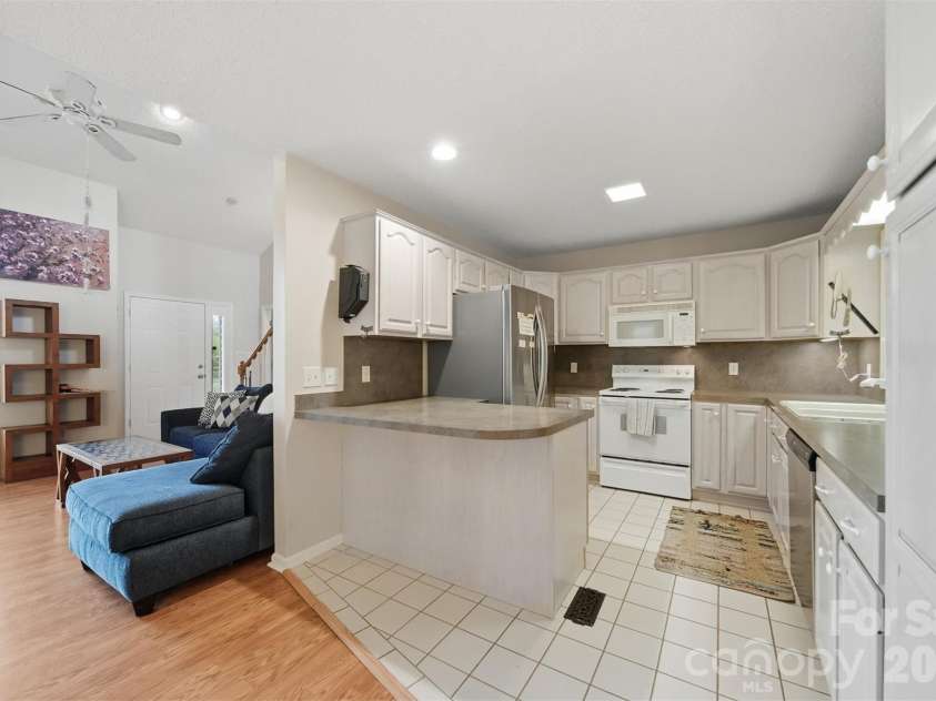 192 Reese Loop, Taylorsville, NC 28681.  MLS# CAR4408224, YatesRealty ID 12102. 