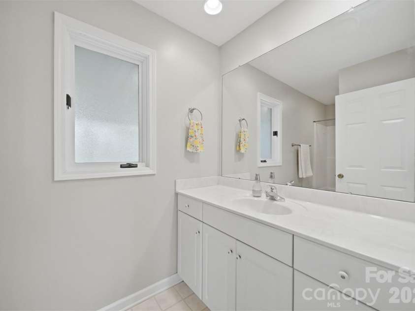 192 Reese Loop, Taylorsville, NC 28681.  MLS# CAR4408224, YatesRealty ID 12102. 