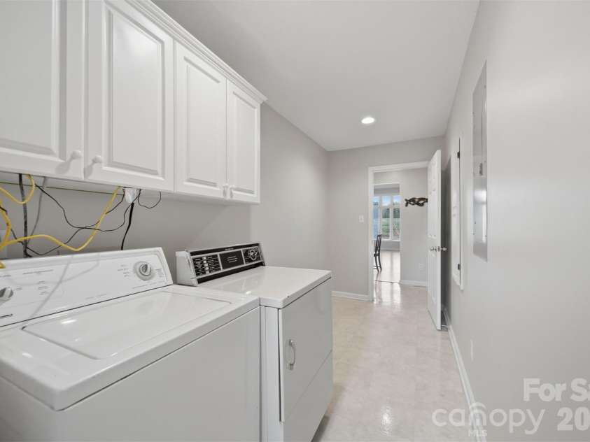 192 Reese Loop, Taylorsville, NC 28681.  MLS# CAR4408224, YatesRealty ID 12102. 