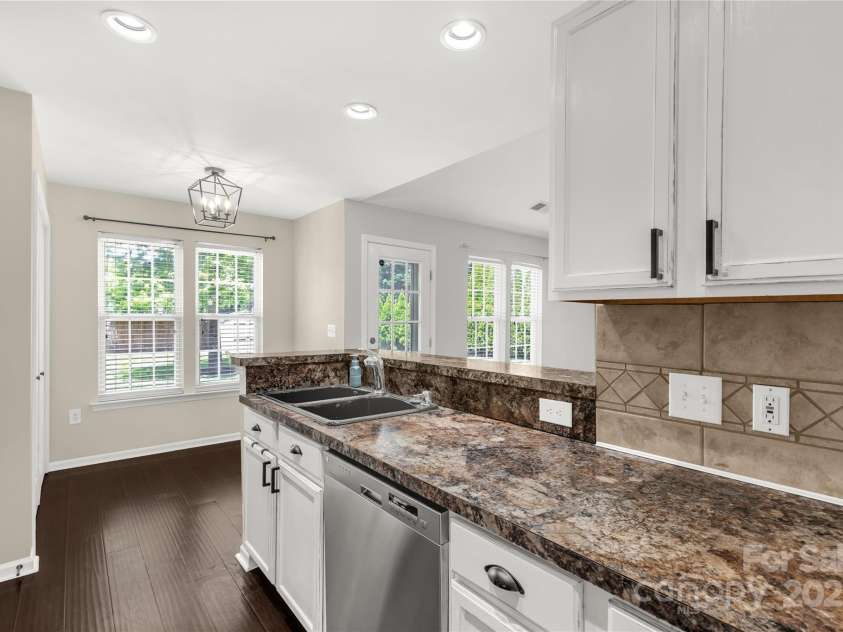9916 Meadowmead Court, Charlotte, NC 28273.  MLS# CAR4251575, YatesRealty ID 12102. 