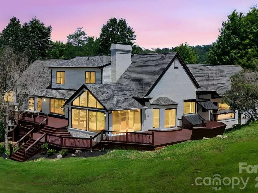 140 Wilson Ridge Road, Boone, NC 28607.  MLS# CAR4368522, YatesRealty ID 12103. 