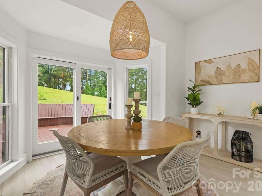140 Wilson Ridge Road, Boone, NC 28607.  MLS# CAR4368522, YatesRealty ID 12103. 