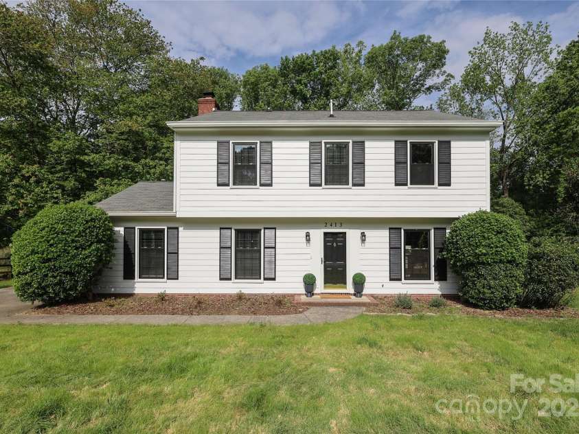 2413 Bergen Court, Charlotte, NC 28210.  MLS# CAR4244644, YatesRealty ID 12103. 