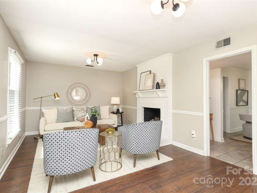 2413 Bergen Court, Charlotte, NC 28210.  MLS# CAR4244644, YatesRealty ID 12103. 