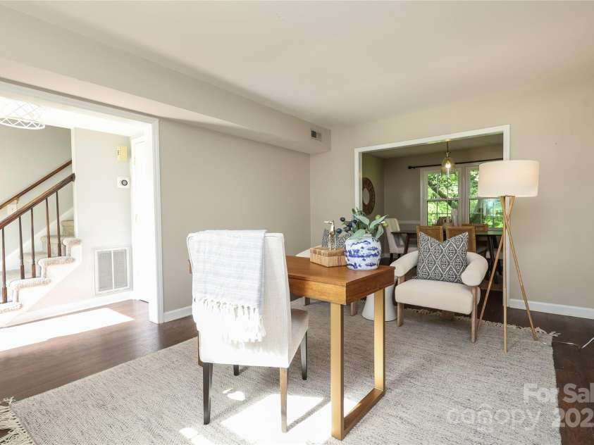 2413 Bergen Court, Charlotte, NC 28210.  MLS# CAR4244644, YatesRealty ID 12103. 