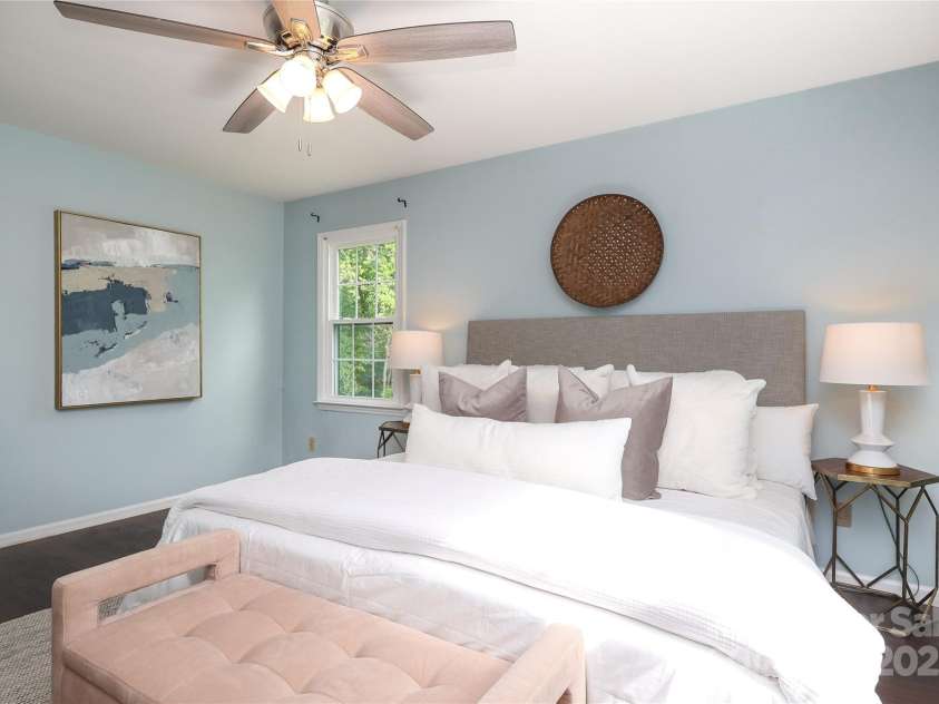 2413 Bergen Court, Charlotte, NC 28210.  MLS# CAR4244644, YatesRealty ID 12103. 