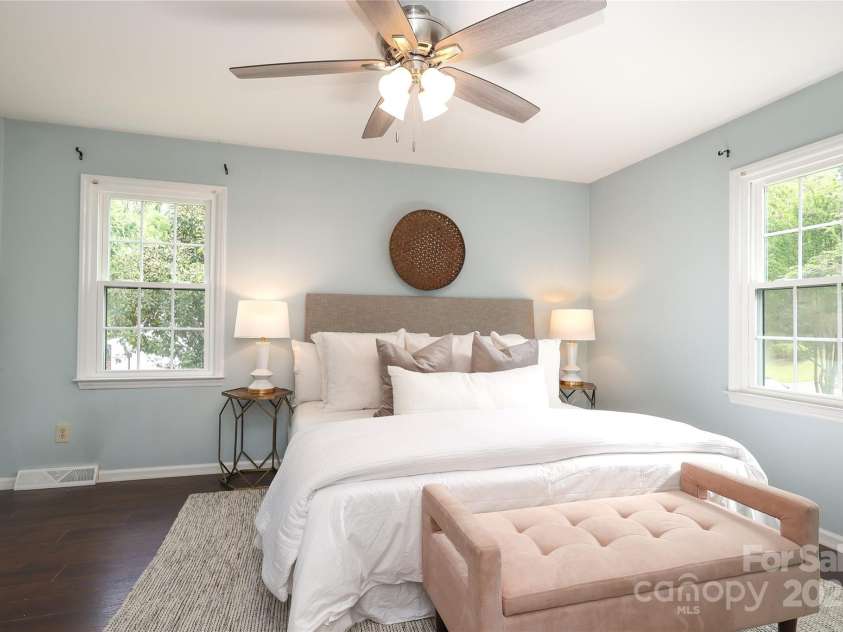 2413 Bergen Court, Charlotte, NC 28210.  MLS# CAR4244644, YatesRealty ID 12103. 