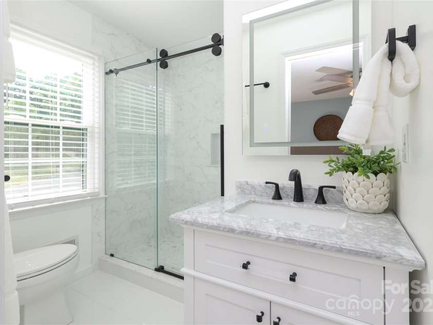 2413 Bergen Court, Charlotte, NC 28210.  MLS# CAR4244644, YatesRealty ID 12103. 