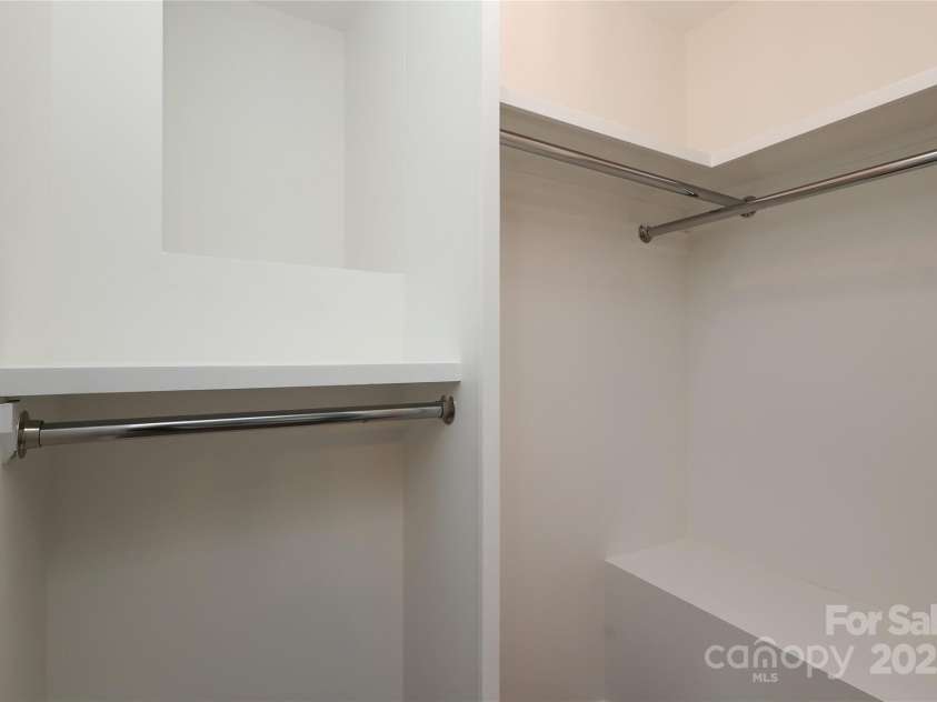 2413 Bergen Court, Charlotte, NC 28210.  MLS# CAR4244644, YatesRealty ID 12103. 