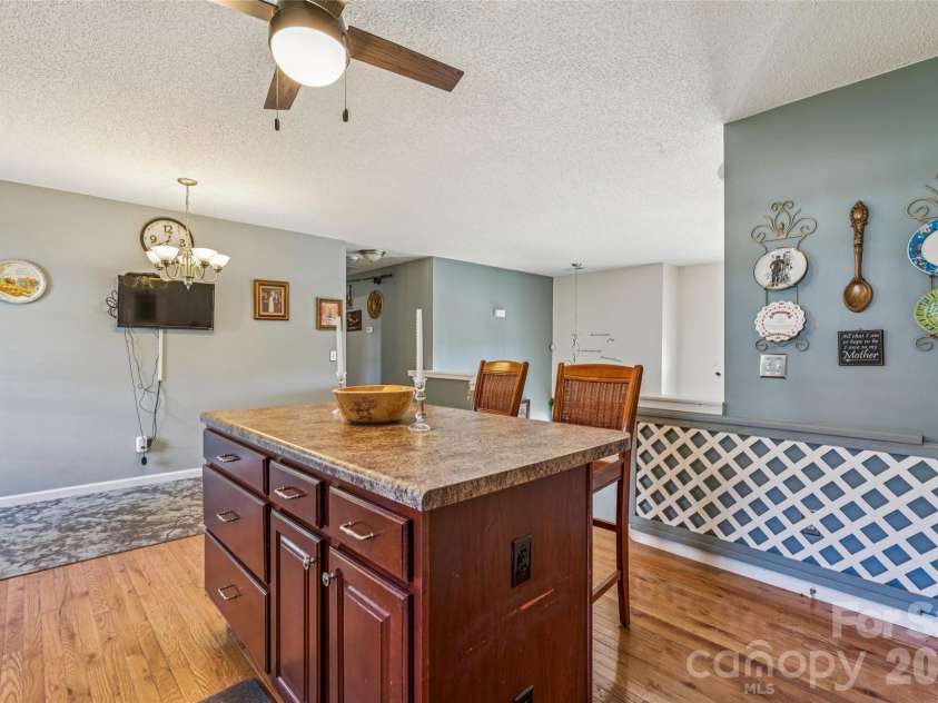 4 Miss Julia Way, Granite Falls, NC 28630.  MLS# CAR4369022, YatesRealty ID 12104. Kitchen