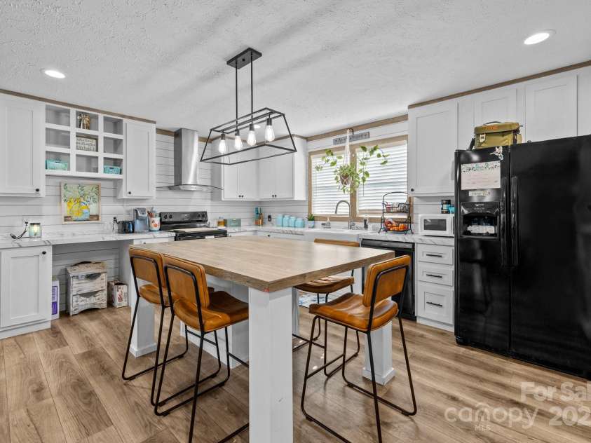 119 Old Hearth Road, Clover, SC 29710.  MLS# CAR4239358, YatesRealty ID 12105. 