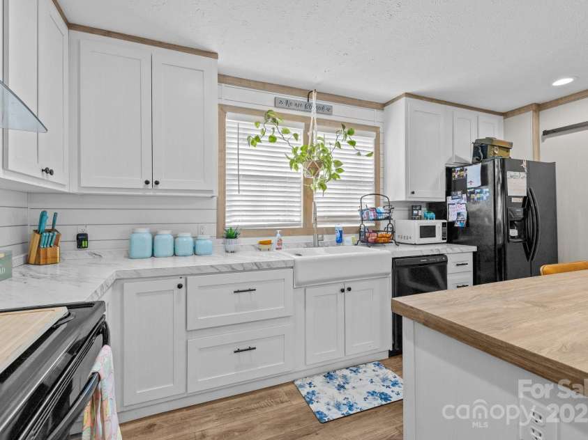 119 Old Hearth Road, Clover, SC 29710.  MLS# CAR4239358, YatesRealty ID 12105. 