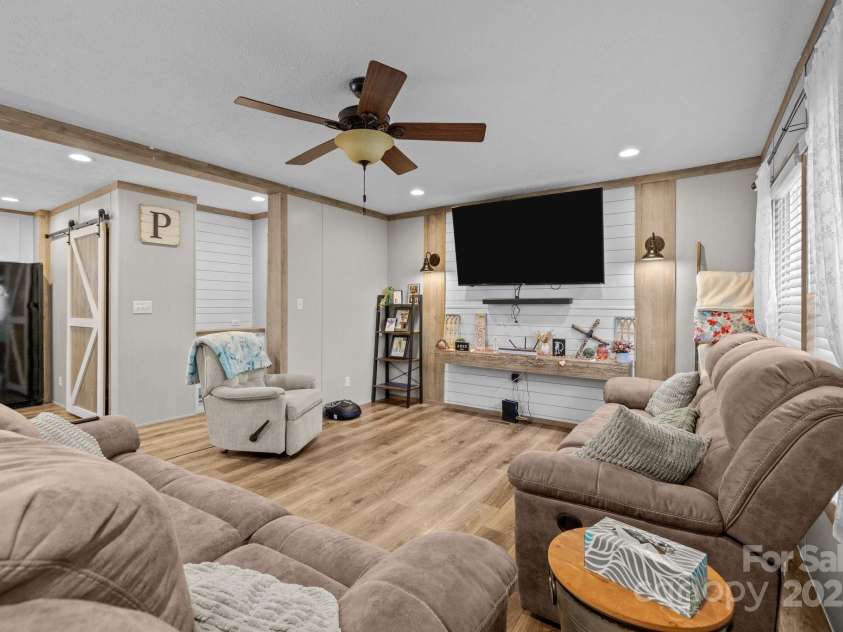 119 Old Hearth Road, Clover, SC 29710.  MLS# CAR4239358, YatesRealty ID 12105. 