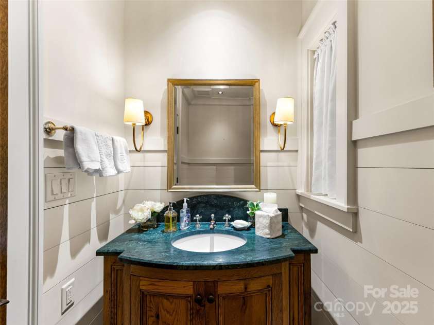 616 Old Growth Forest Road, Burnsville, NC 28714.  MLS# CAR4076276, YatesRealty ID 12106. Your guest powder room