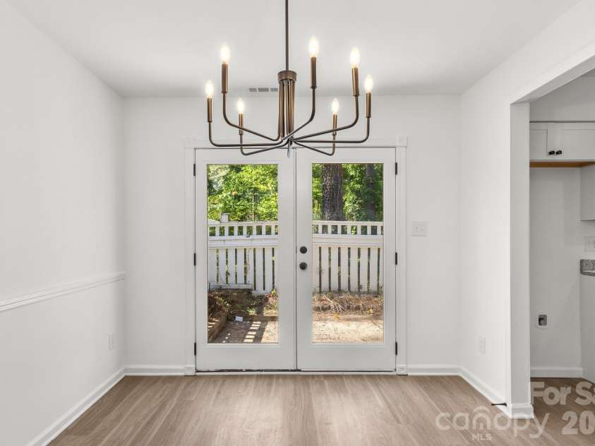 8517 Castle Pine Court, Charlotte, NC 28226.  MLS# CAR4369811, YatesRealty ID 12106. 