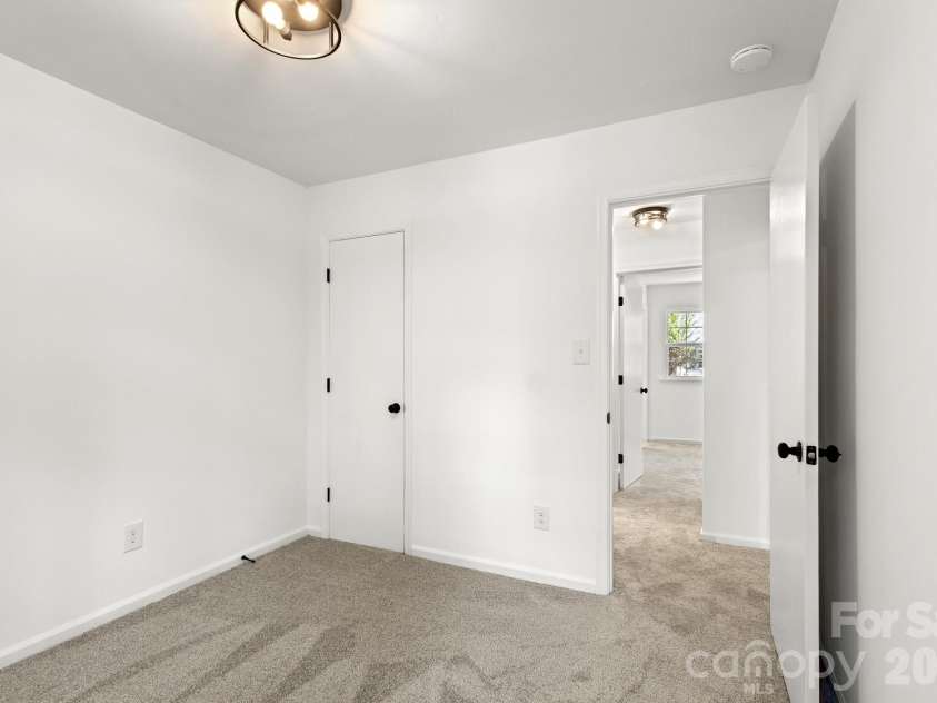 8517 Castle Pine Court, Charlotte, NC 28226.  MLS# CAR4369811, YatesRealty ID 12106. 