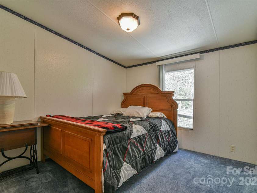 1707 Honeycutt Road, Marion, NC 28752.  MLS# CAR4228547, YatesRealty ID 12107. 