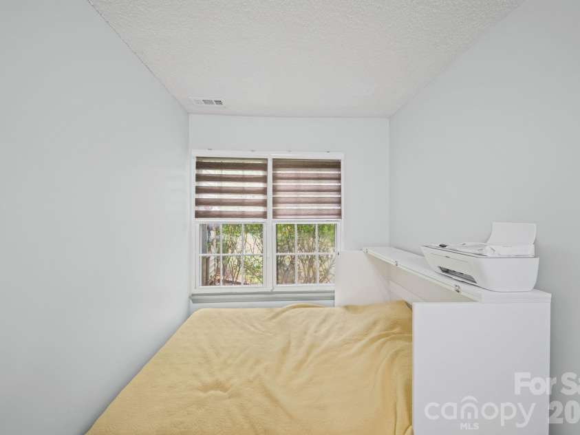 503 Gooseneck Drive, Cary, NC 27513.  MLS# CAR4369487, YatesRealty ID 12107. 2nd Bedroom