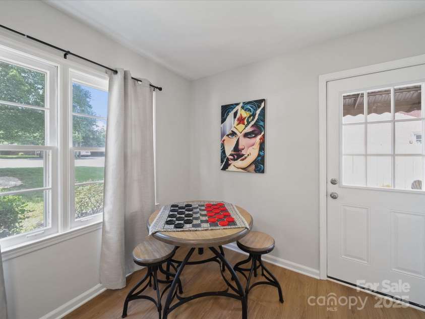 2213 Milton Road, Charlotte, NC 28215.  MLS# CAR4326281, YatesRealty ID 12108. A cozy corner for dining or gaming