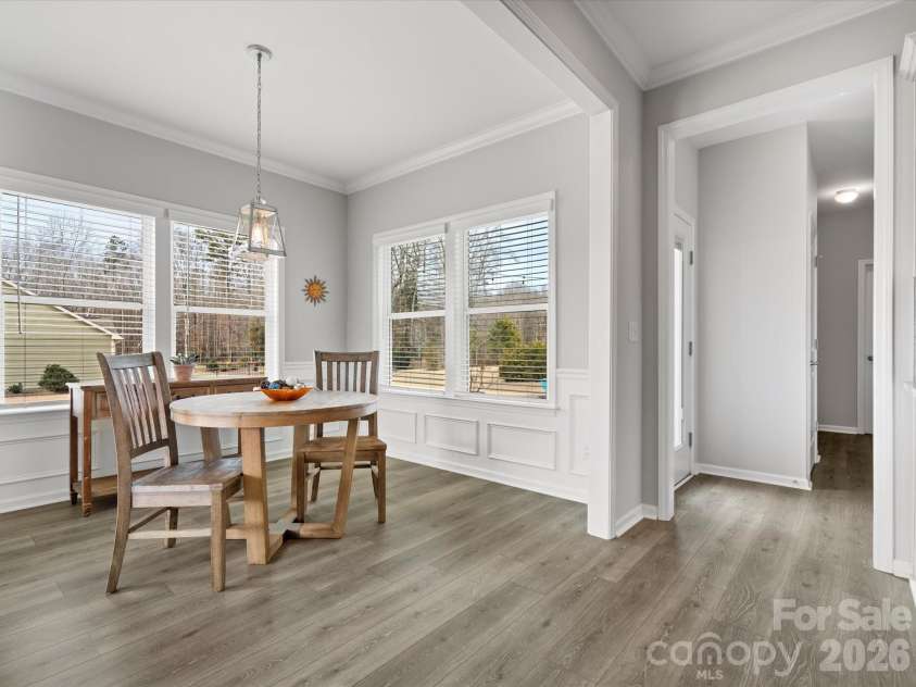1503 Brooksland Place, Waxhaw, NC 28173.  MLS# CAR4369324, YatesRealty ID 12109. Eat in Kitchen