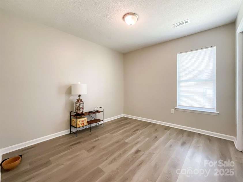 9617 Farmridge Lane, Matthews, NC 28105.  MLS# CAR4237814, YatesRealty ID 12109. 2nd Bedroom