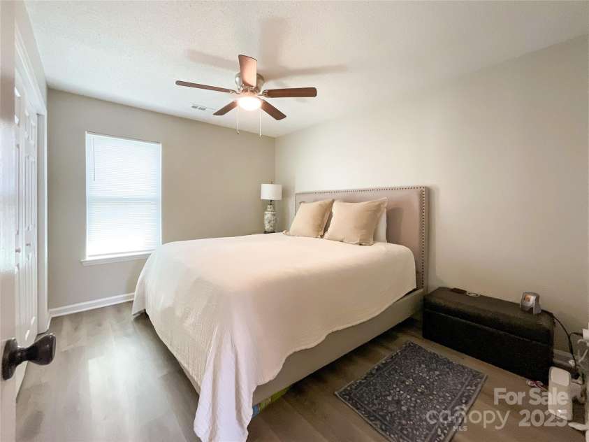 9617 Farmridge Lane, Matthews, NC 28105.  MLS# CAR4237814, YatesRealty ID 12109. 3rd Bedroom