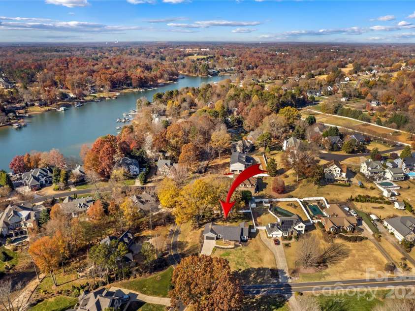 497 Canvasback Road, Mooresville, NC 28117.  MLS# CAR4322713, YatesRealty ID 1211. 