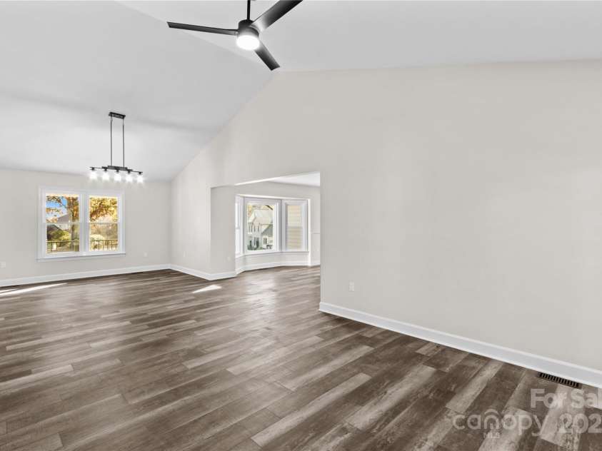 497 Canvasback Road, Mooresville, NC 28117.  MLS# CAR4322713, YatesRealty ID 1211. 