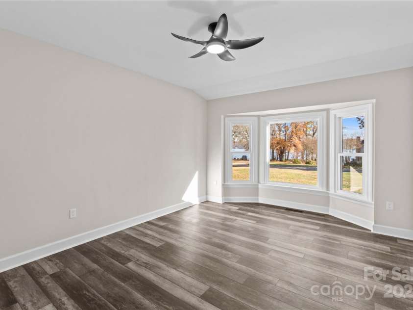 497 Canvasback Road, Mooresville, NC 28117.  MLS# CAR4322713, YatesRealty ID 1211. 