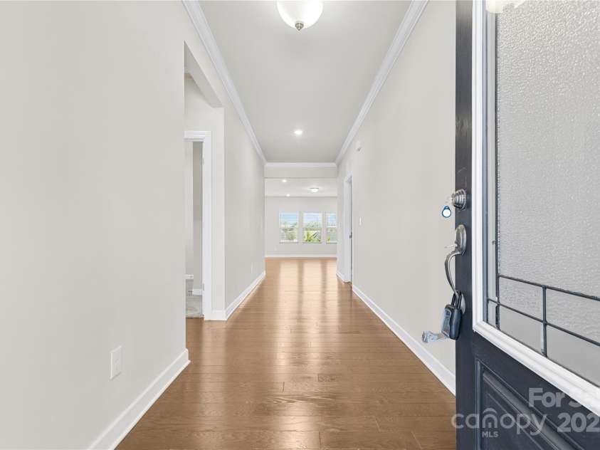 9307 Dufaux Drive, Charlotte, NC 28278.  MLS# CAR4213812, YatesRealty ID 12111. 