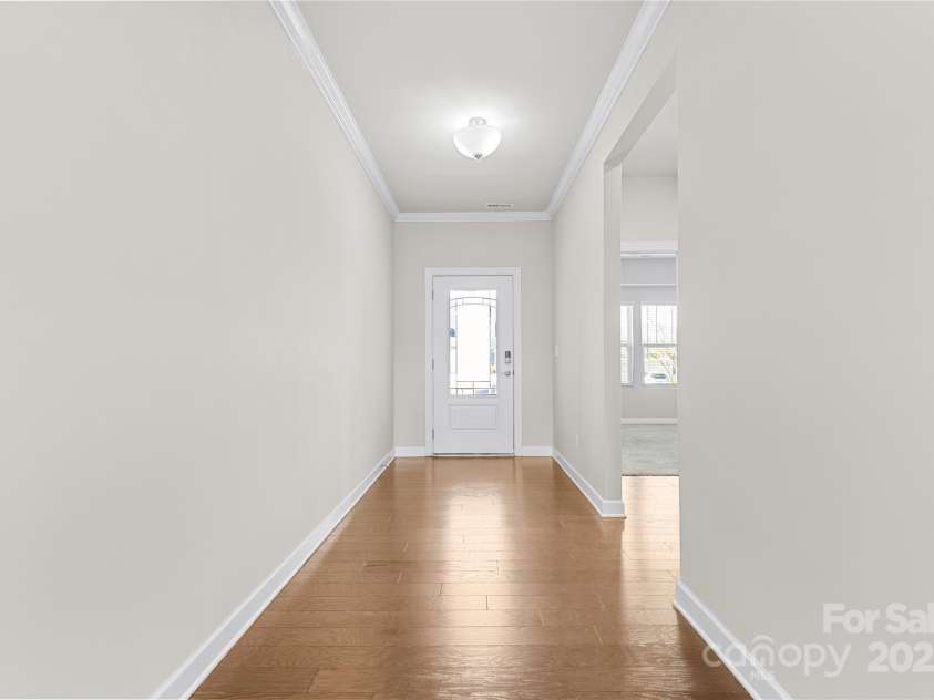 9307 Dufaux Drive, Charlotte, NC 28278.  MLS# CAR4213812, YatesRealty ID 12111. 