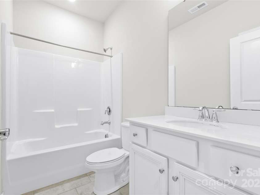 9307 Dufaux Drive, Charlotte, NC 28278.  MLS# CAR4213812, YatesRealty ID 12111. 