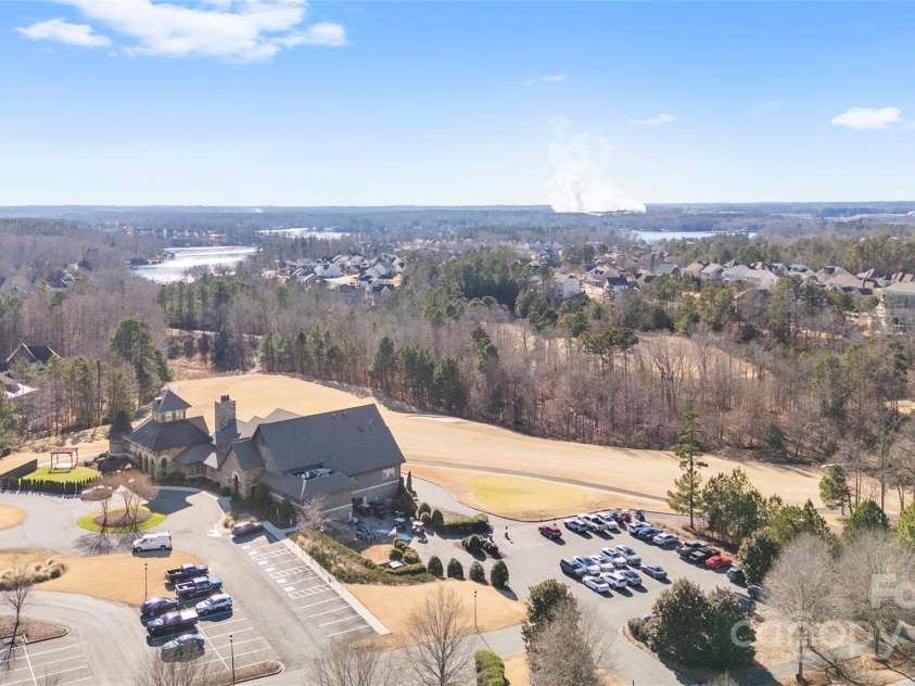 9307 Dufaux Drive, Charlotte, NC 28278.  MLS# CAR4213812, YatesRealty ID 12111. 