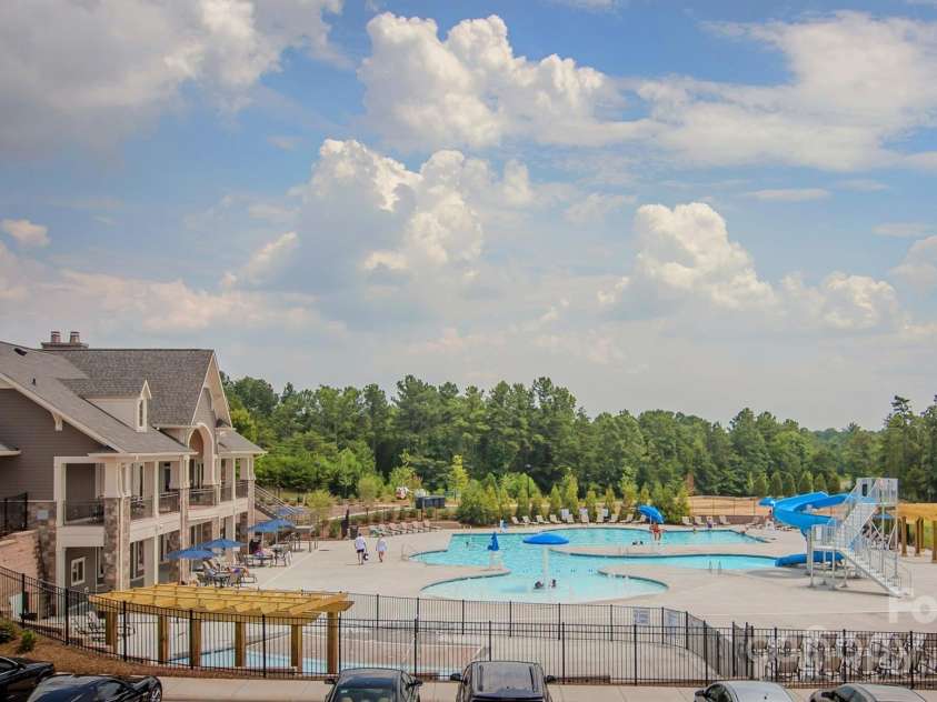 9307 Dufaux Drive, Charlotte, NC 28278.  MLS# CAR4213812, YatesRealty ID 12111. 