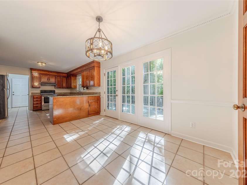 2310 Vestry Place, Charlotte, NC 28270.  MLS# CAR4255030, YatesRealty ID 12112. 