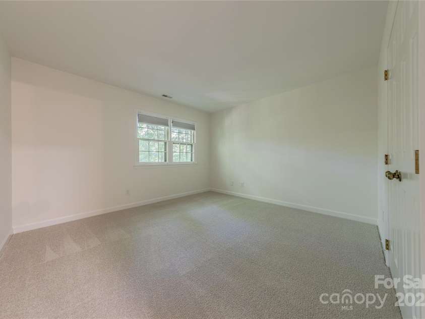 2310 Vestry Place, Charlotte, NC 28270.  MLS# CAR4255030, YatesRealty ID 12112. 